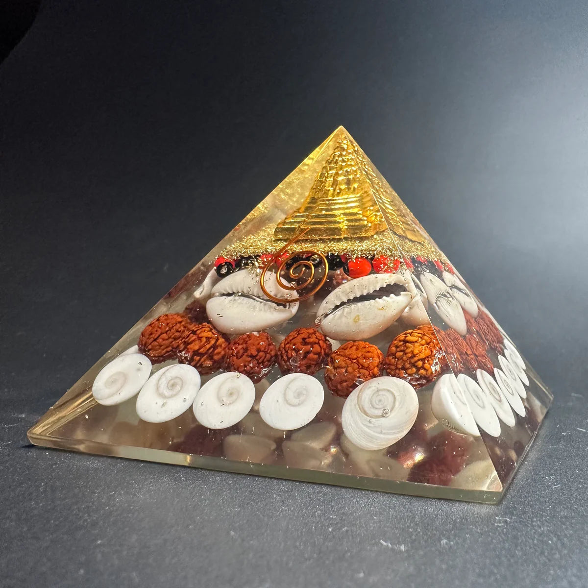 Laxmi Pyramid with Shri Yantra and Gomti Chakra